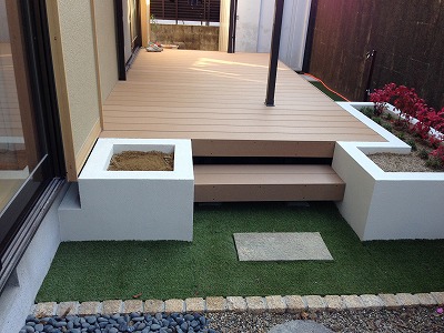 奈良市　N邸　庭工事　ガーデンリフォーム　ウッドデッキ イメージ画像