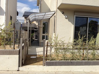 京田辺市　Ｍ邸　新築外構工事　カーポート　テラス イメージ画像