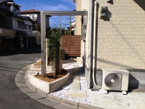 奈良市　K邸　新築外構工事　Gフレーム　目隠しフェンス イメージ画像