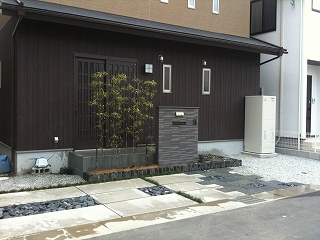生駒市　T邸　新築外構工事　和モダン　立水栓 イメージ画像