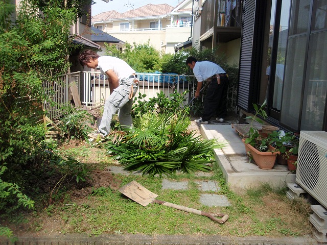 枚方市　Ｎ邸　庭工事　ウッドフェンス イメージ画像