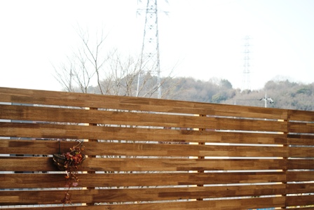 生駒市　Ｓ邸　木製オリジナルフェンス イメージ画像