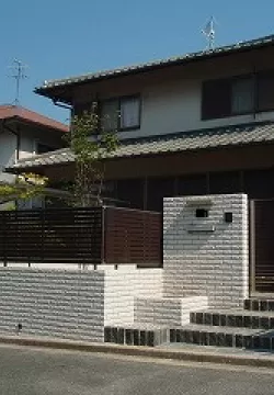 奈良市　N邸　外構リフォーム工事　カーポート　芝のサムネイル