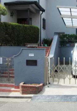 生駒市　Ｉ邸　門周りリフォーム工事　外壁塗装工事のサムネイル